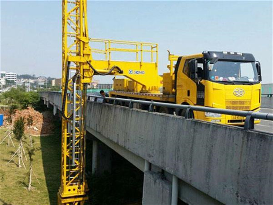凱里14米路橋檢測(cè)車出租，鎮(zhèn)遠(yuǎn)16米橋檢車租賃就近調(diào)車