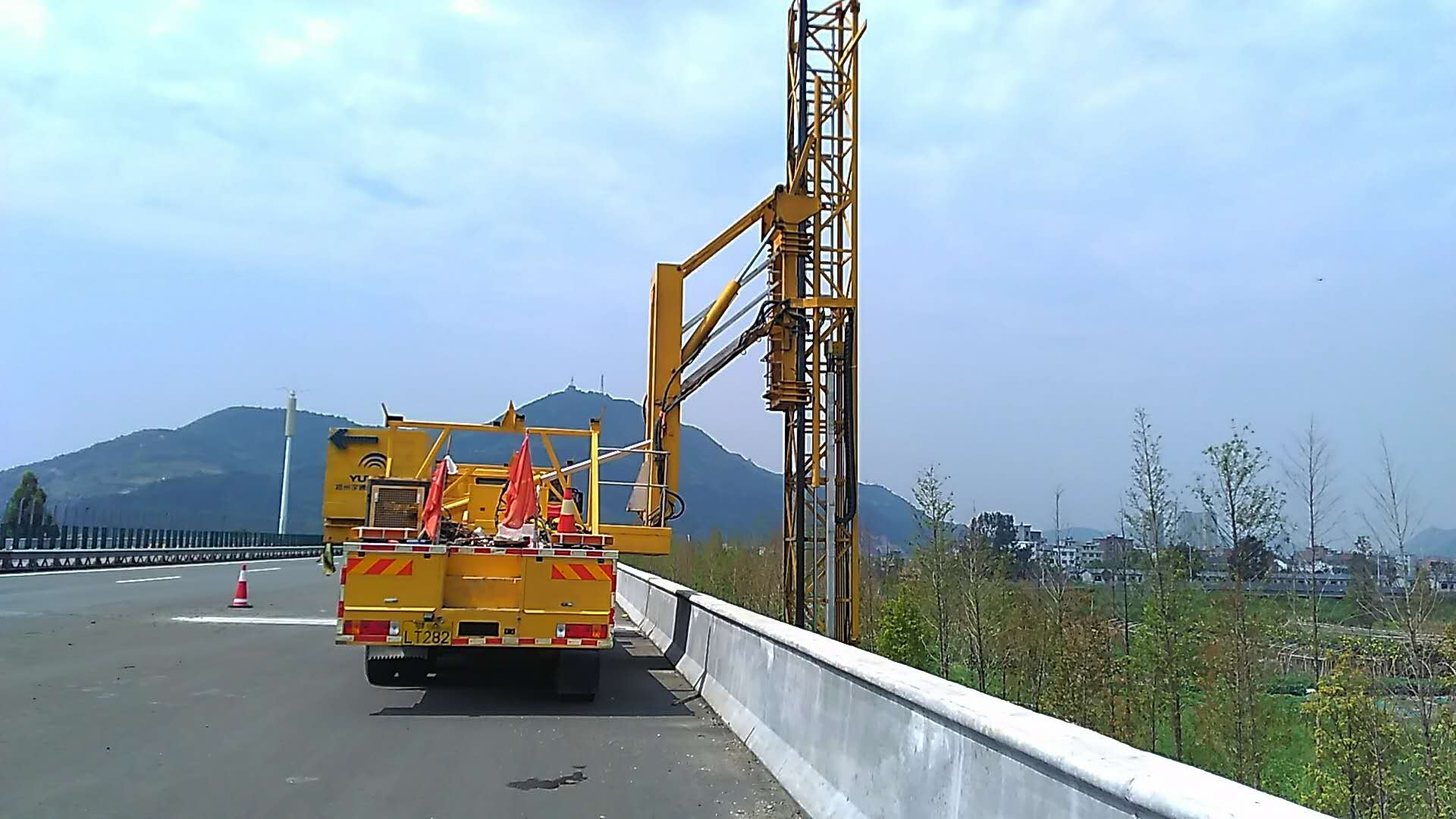 廣西14米橋檢車出租，廣西14米-22米橋檢車租賃，隨叫隨到