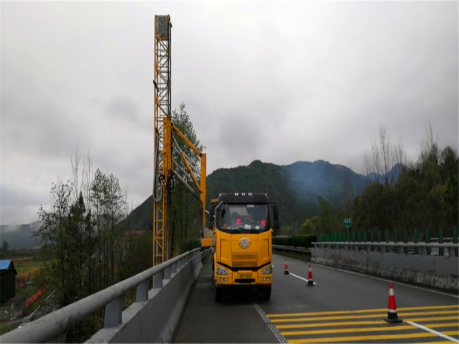 興義21米路橋檢測(cè)車出租，清鎮(zhèn)22米橋檢車租賃方便快捷